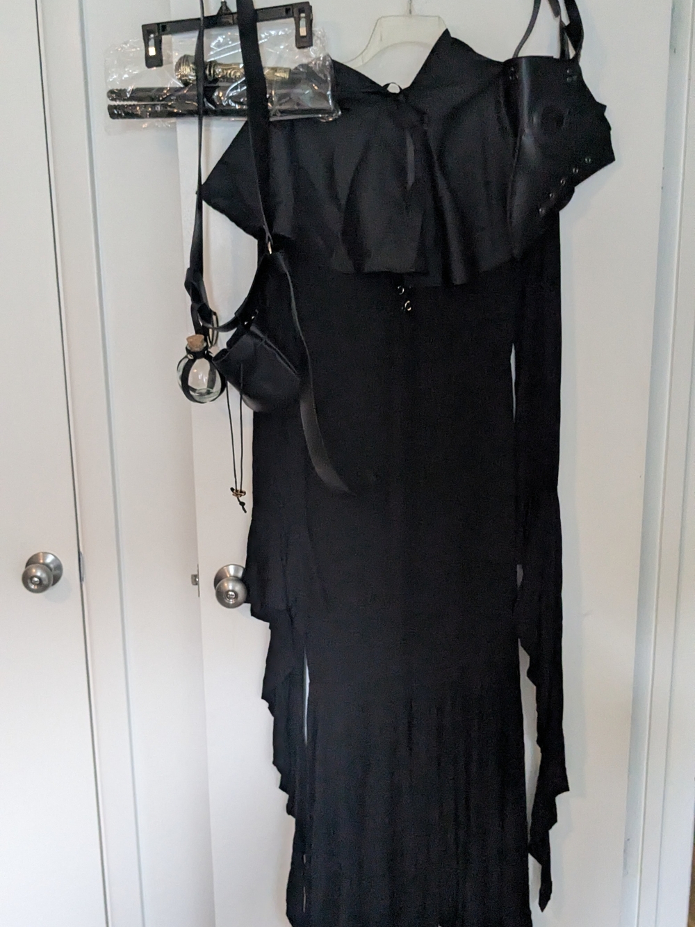 Women's Plague Doctor